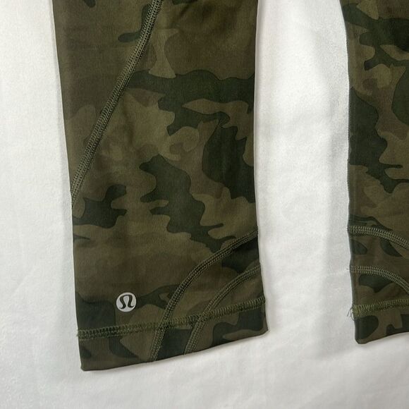 Lululemon Run: Inspire Crop II *All Luxtreme Savasana Camo Fatigue Green 4 - Picture 7 of 10